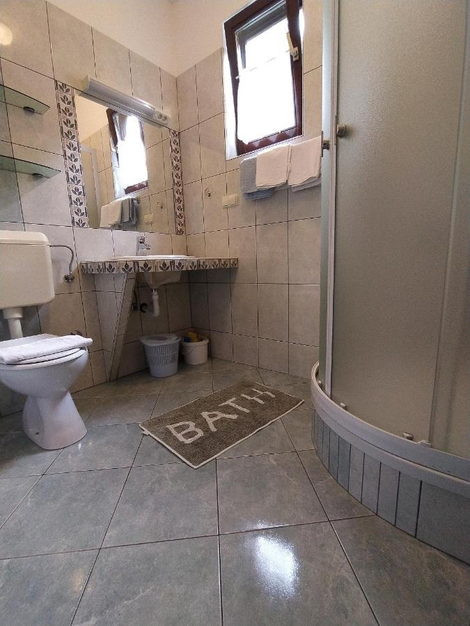 Apartments By The Sea Supetarska Draga - Donja, Rab - 2022 Екстериор снимка